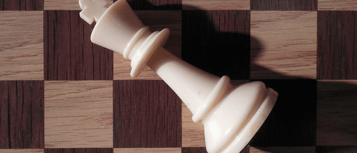 King chess piece