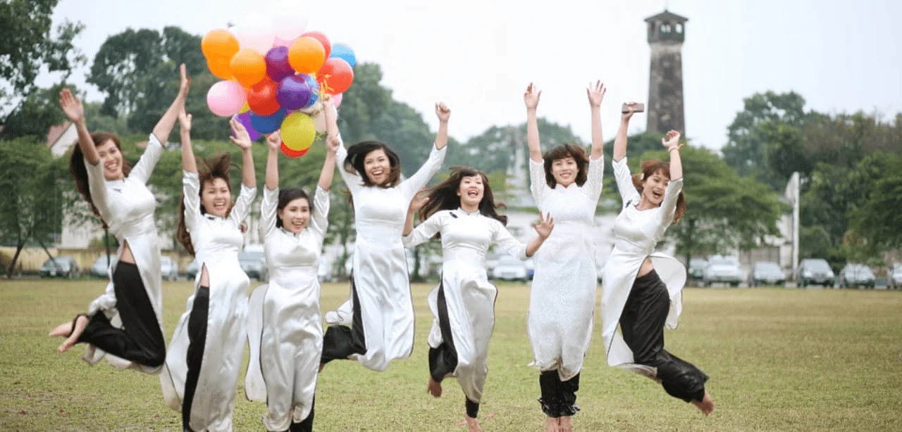 Chinese women jumping