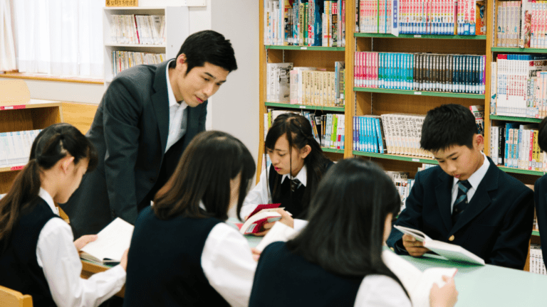 Best Books to Learn Japanese: A Complete Beginner’s Guide